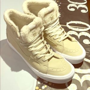 Vans-ultra Cush lite tan size 11